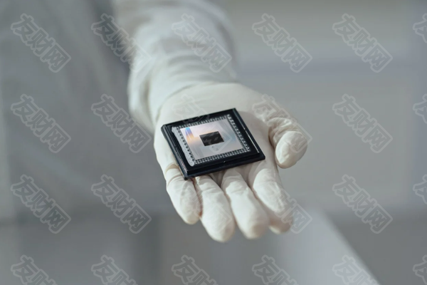 2025年02月23日:﻿微软在其量子计算芯片中部署了新的物质状态